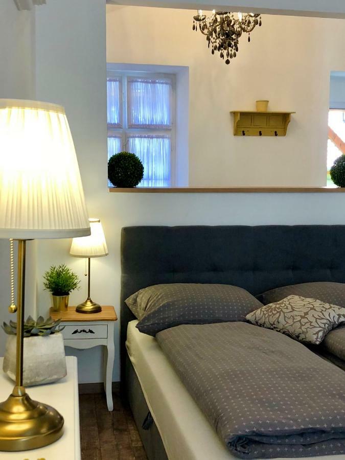 Вилла Frank Apartman Deluxe Эгер Экстерьер фото